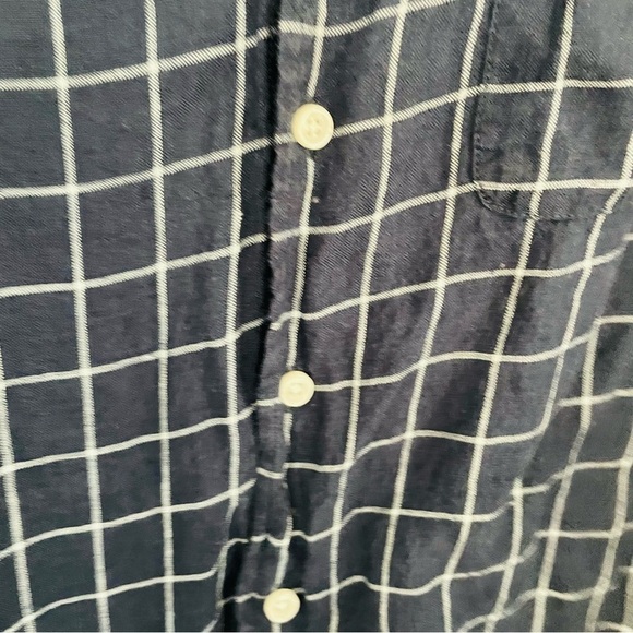 Uniqlo Blue White Plaid Button Down Shirt Size M - Picture 8 of 14